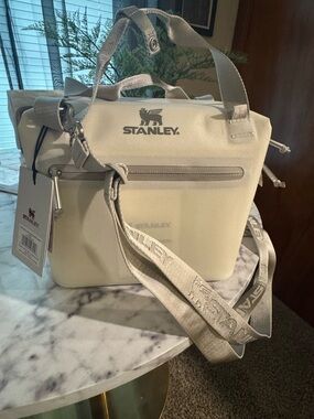 Stanley Cream Insulated Lunch Tote with Adjustable Strap